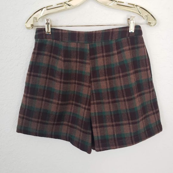 🎁NWT🎁WoolBlend Shorts by Lush Brown and Green Scottish Irish Plaid - Picture 2 of 5